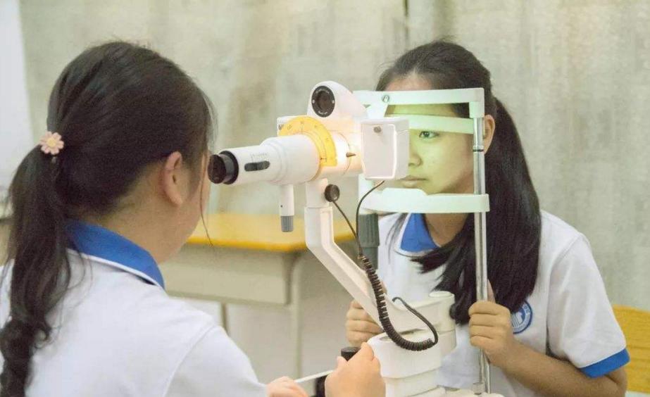 医学类薪资较高的专业,就业前景最好的医学行业