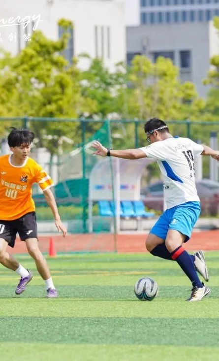 公益足球嘉年华,公益比赛现在开赛