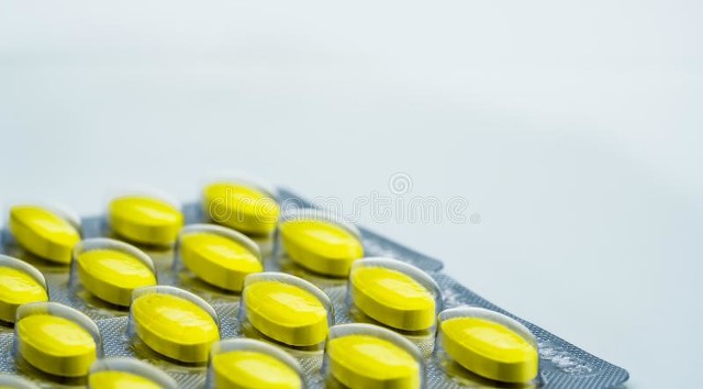 带状性湿疹涂什么药膏,湿疹带状疱疹擦什么好得快