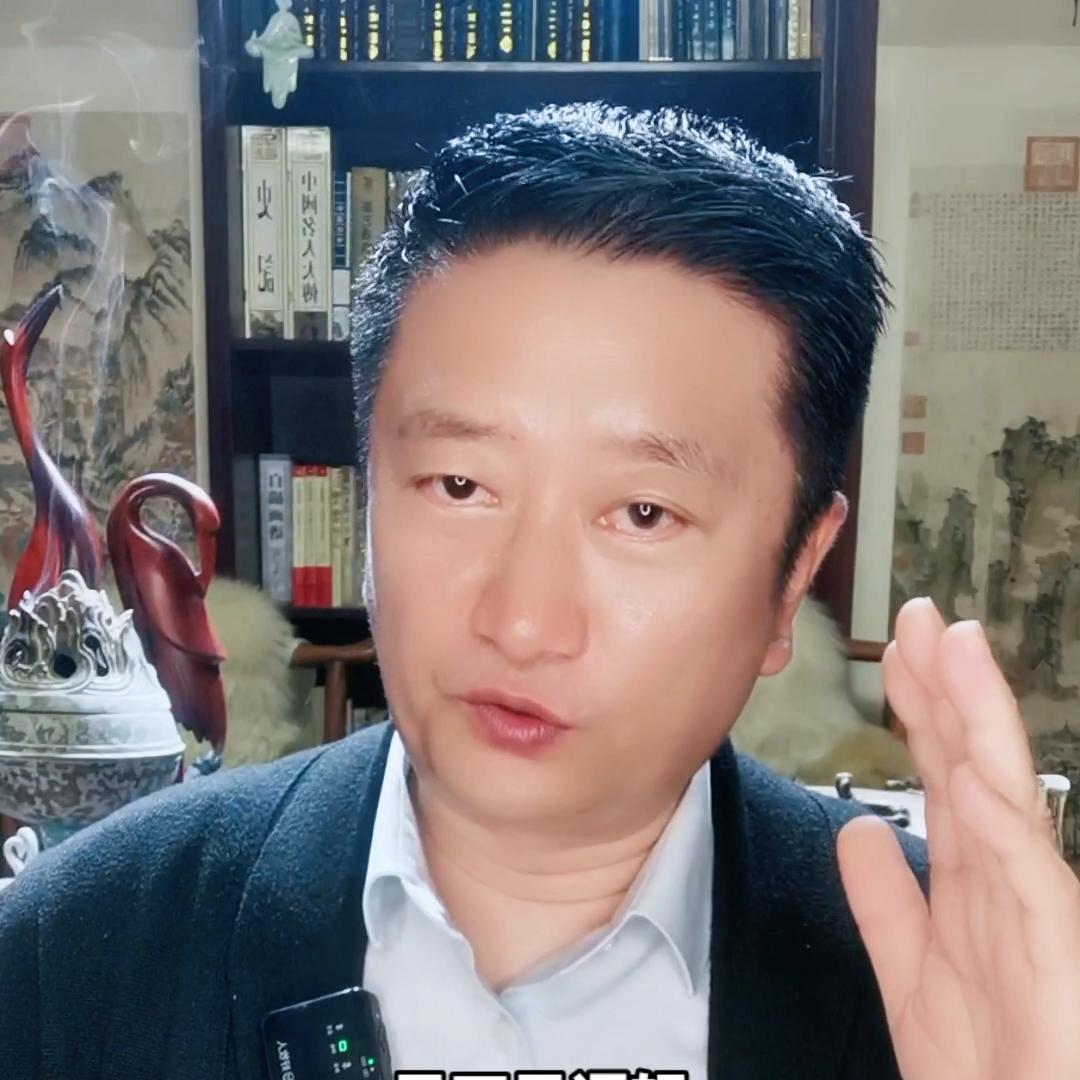 月入过万的商业思维,年入千万的战略思维