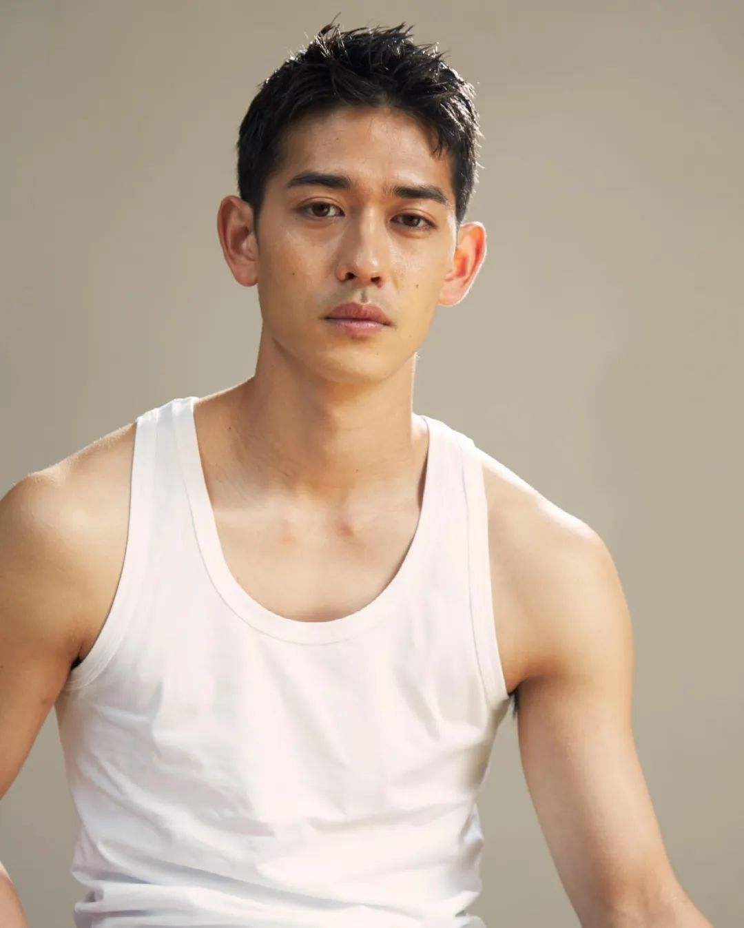 日本超模浅野启介拍摄CALVINKLEIN广告大片了！