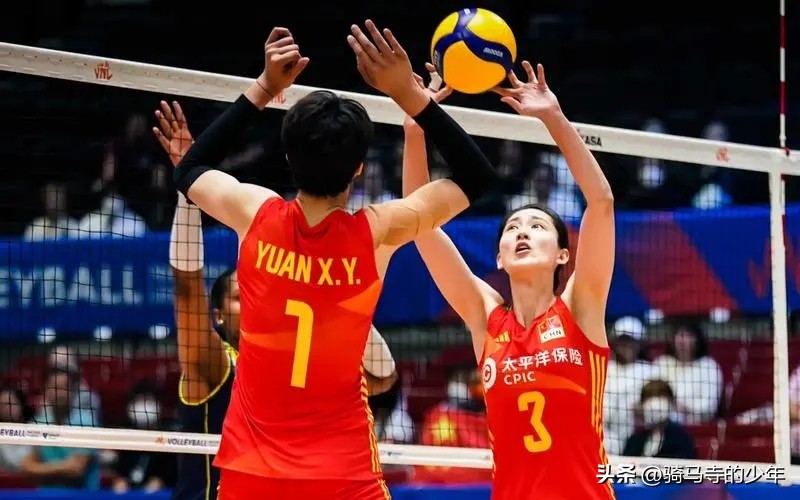 中国女排2-3巴西王云蕗,中国女排遭逆转四胜一负晋级16强