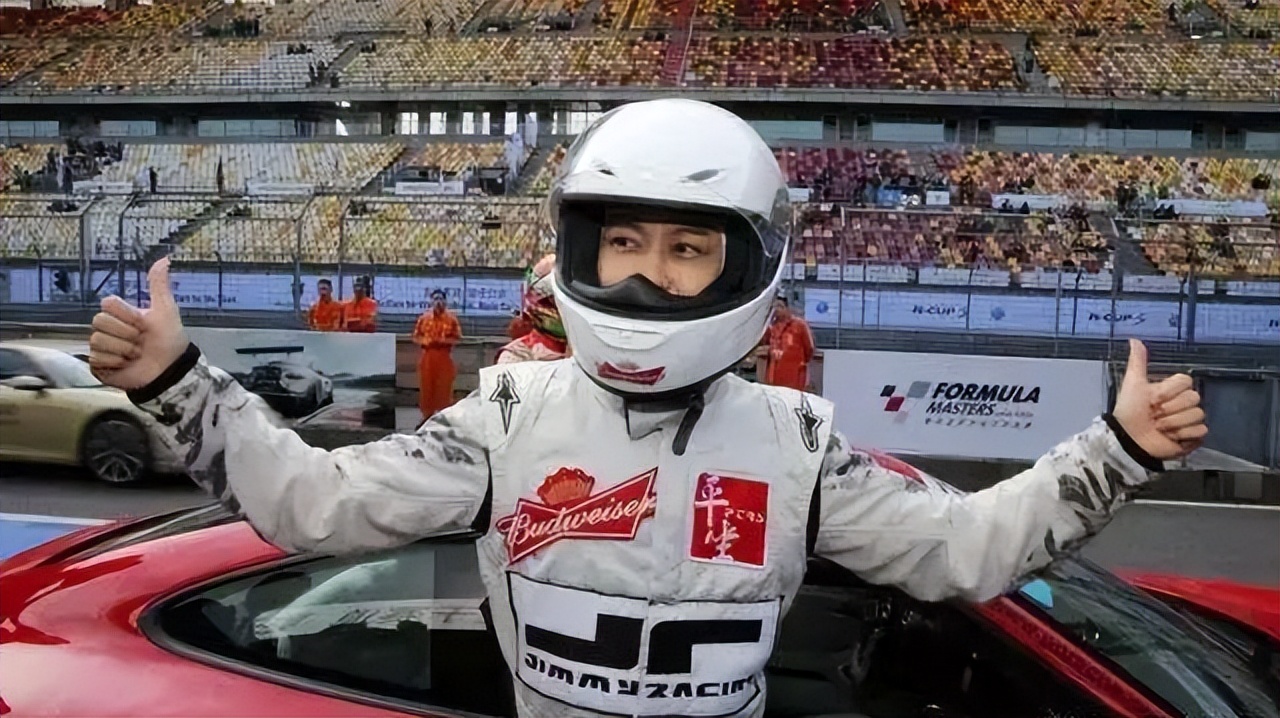 不老男神林志颖出车祸后怎么样,不老男神车祸现场