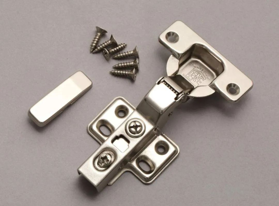 好博五金件是国产还是进口的,丝吉利娅五金是国产还是进口的