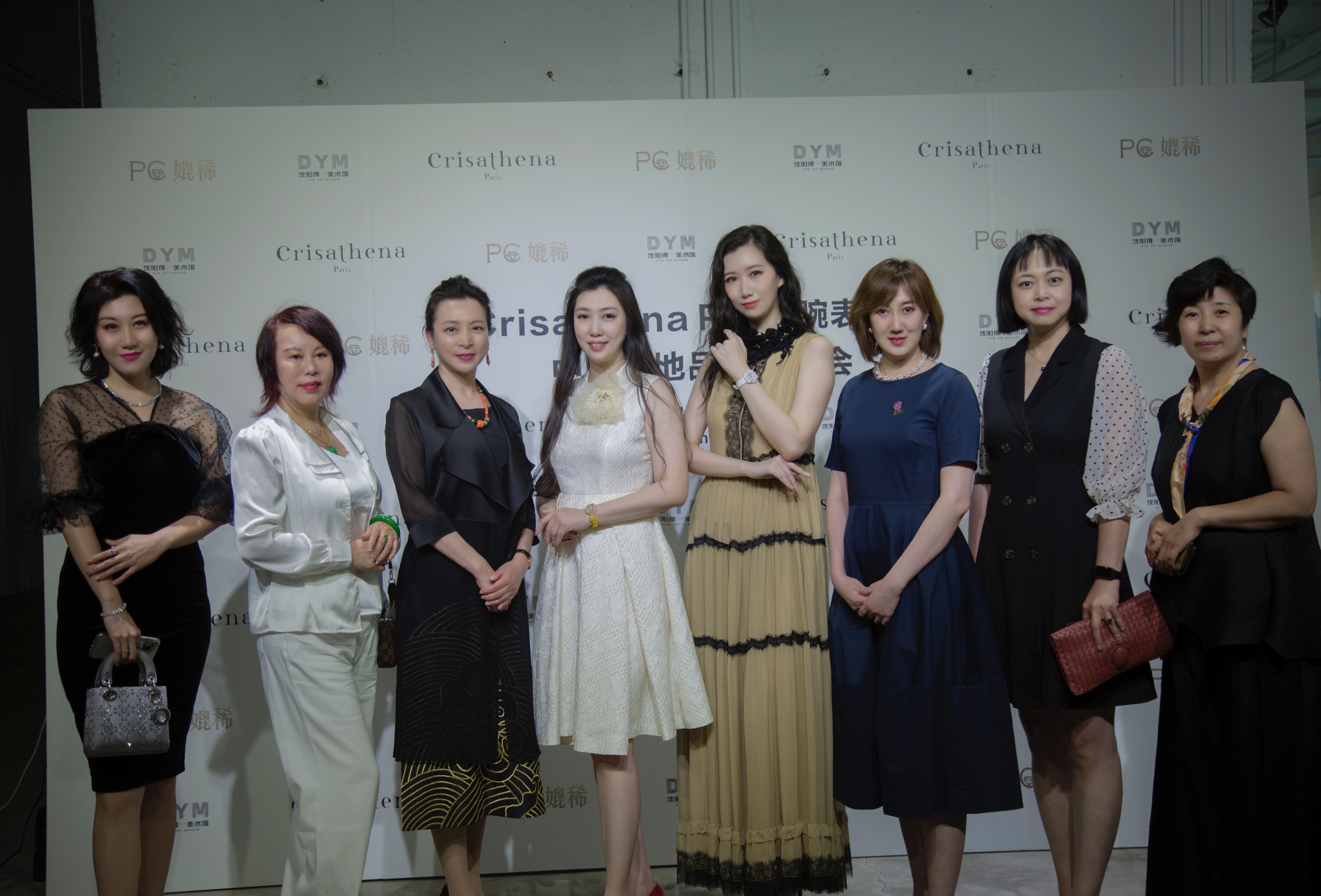 CrisathenaParis腕表发布会在沈阳万豪酒店得一美术馆耀目登陆