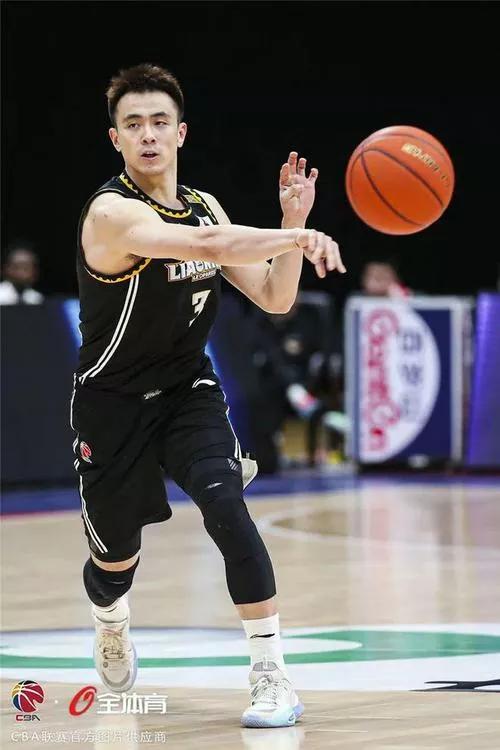 赵继伟篮球经典时刻,赵继伟第一帅