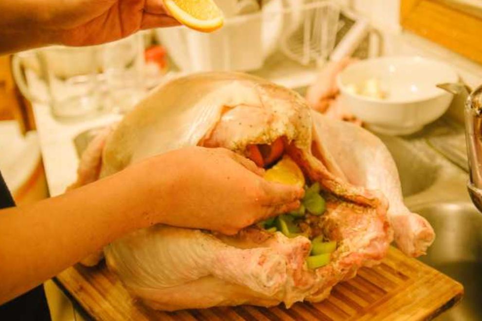 火鸡为什么不在中国常见,西方火鸡为什么中国很少食用