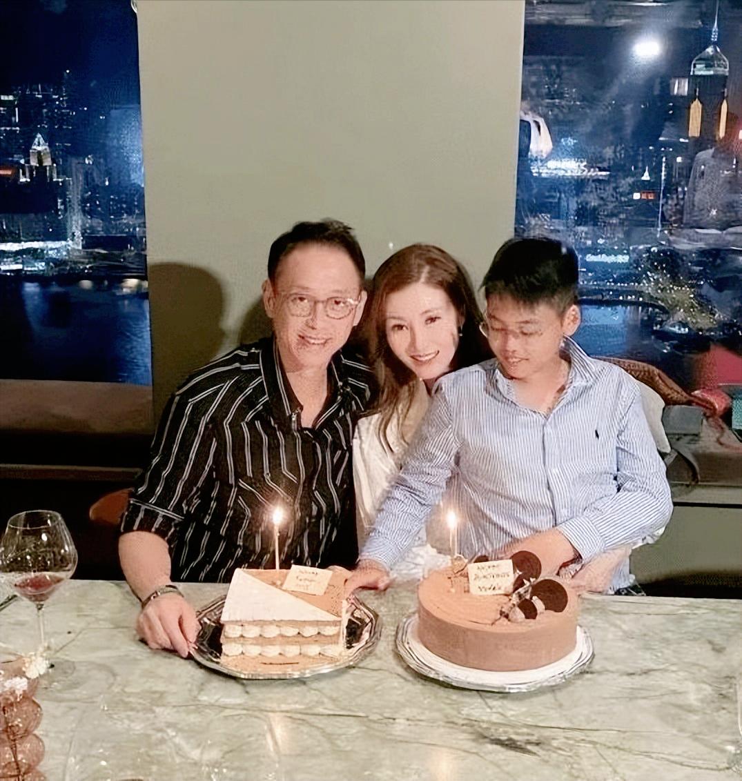 李嘉欣是如何嫁入豪门的 (李嘉欣有多不择手段嫁豪门)