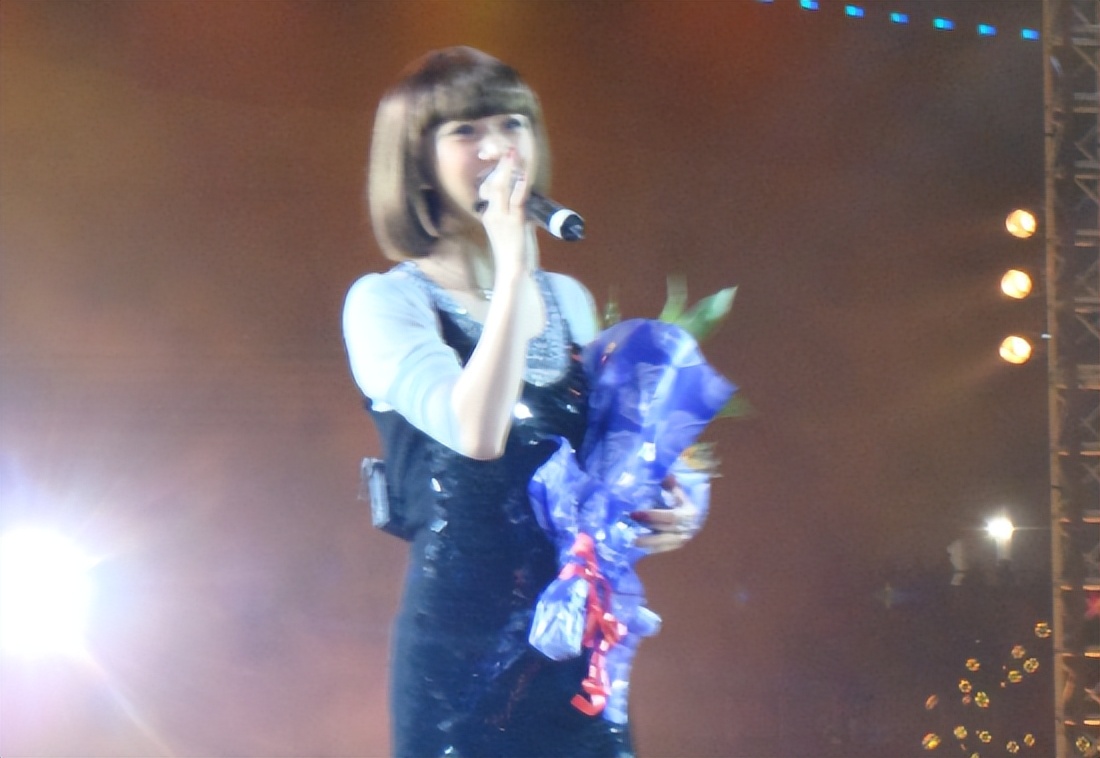 盘点那些被歌词名改恶心的歌曲,最近歌词被吐槽的歌曲