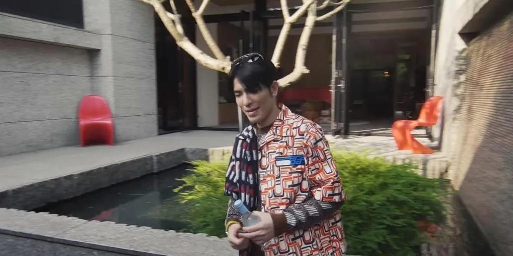 大明星住豪宅,大明星住的最贵的房子