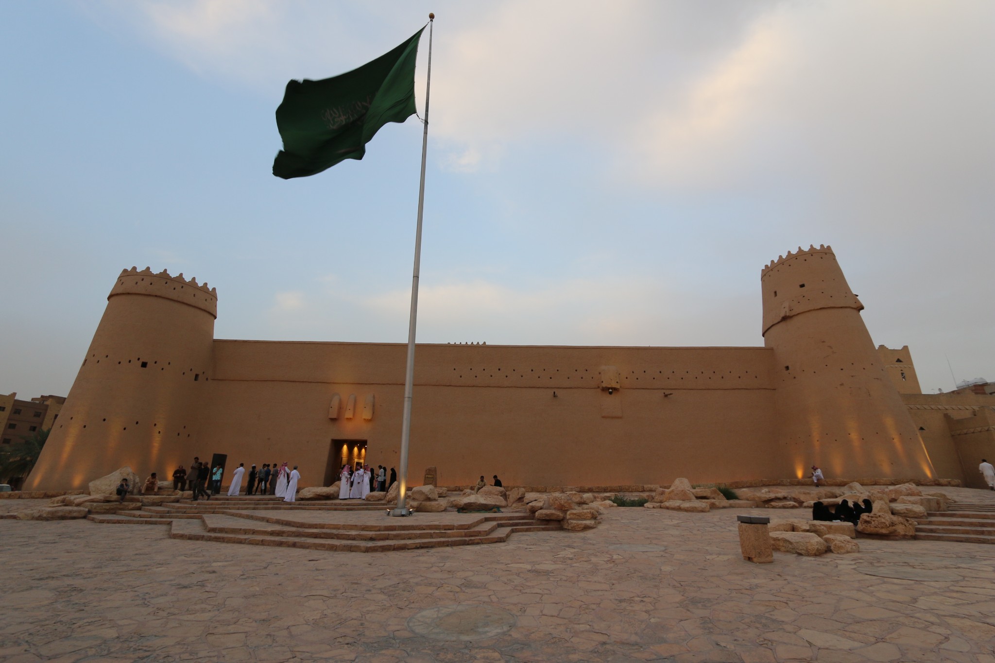 利雅得沙漠行,利雅得旅游攻略