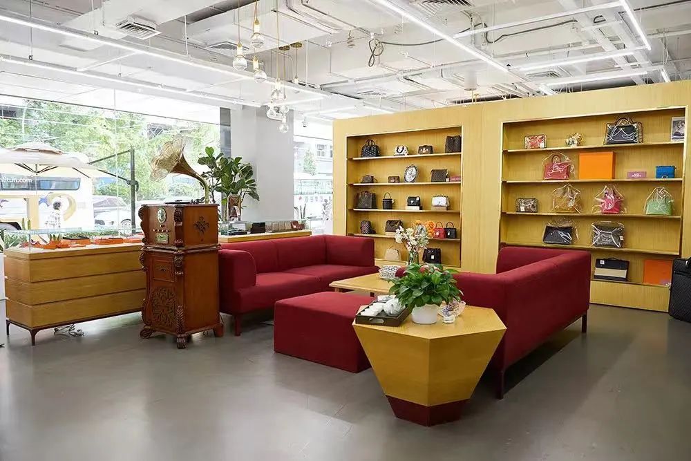 北京总部人去楼空,背了一身债、官司缠身的寺库跑路了?