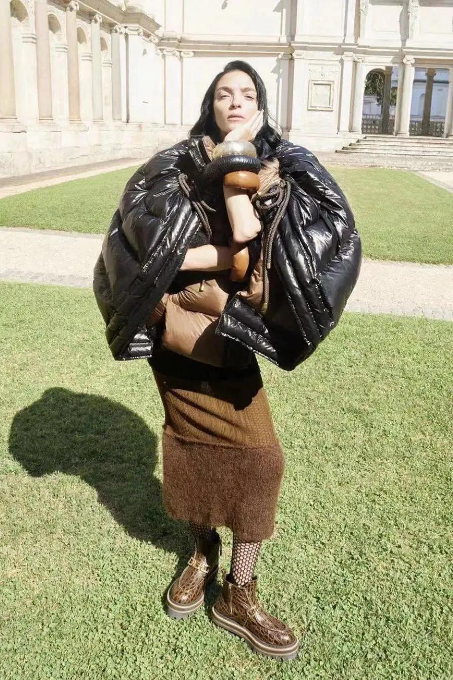 冬天裙子怎么搭配打底裤,谁说冬天不能穿t恤