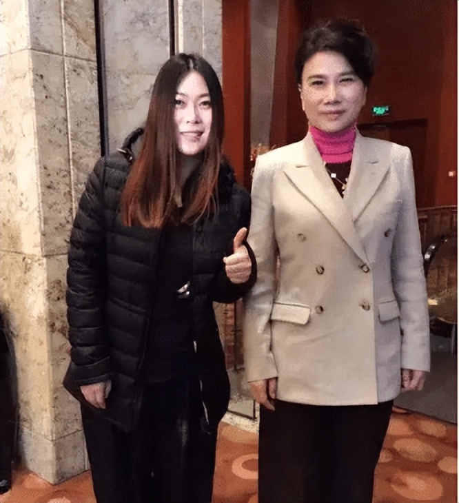 12年前，“西单女孩”走红后突然“销声匿迹”，她究竟去了哪里？