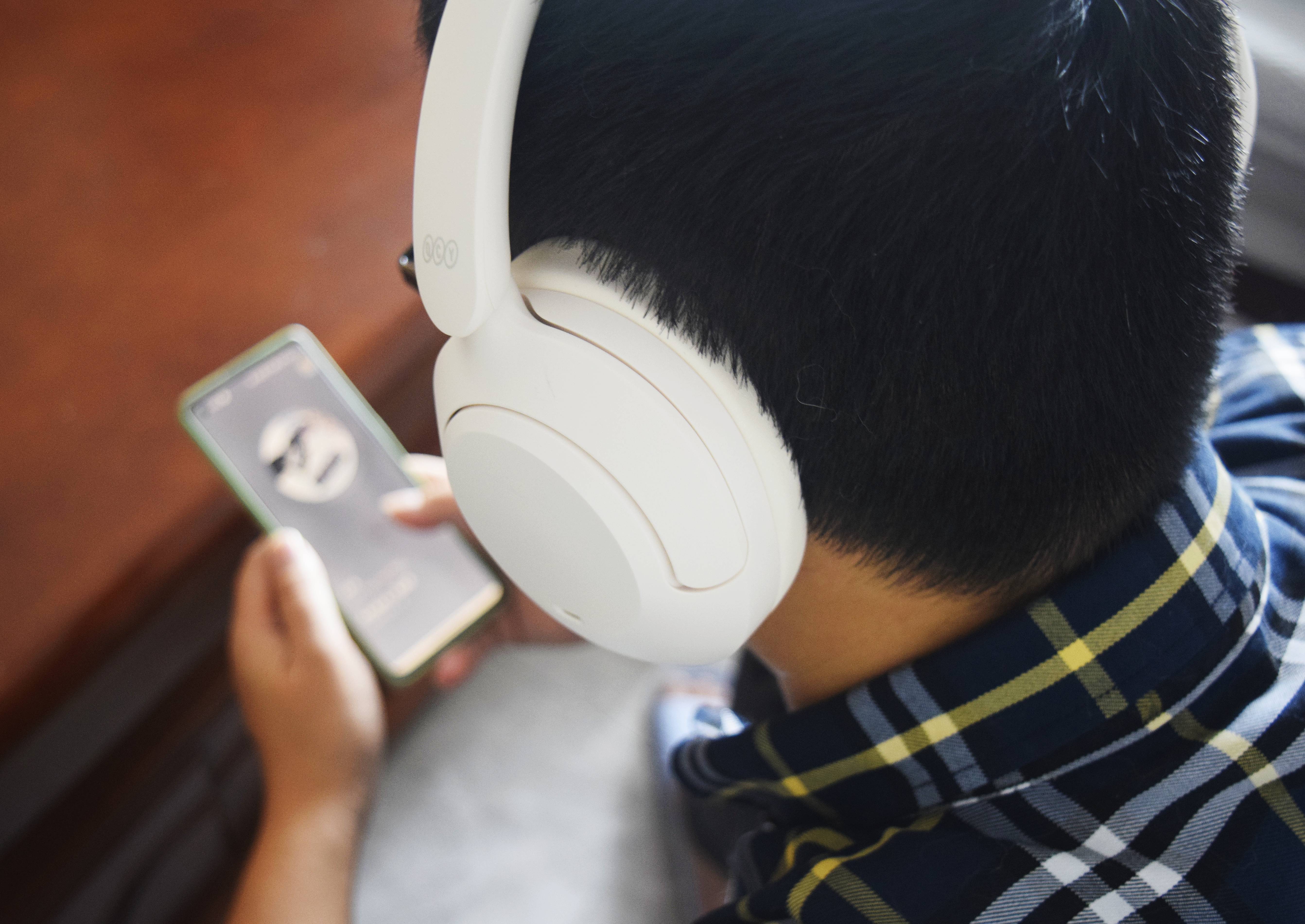 qcyh4头戴式耳机拆解,头戴式耳机降噪qcyh4