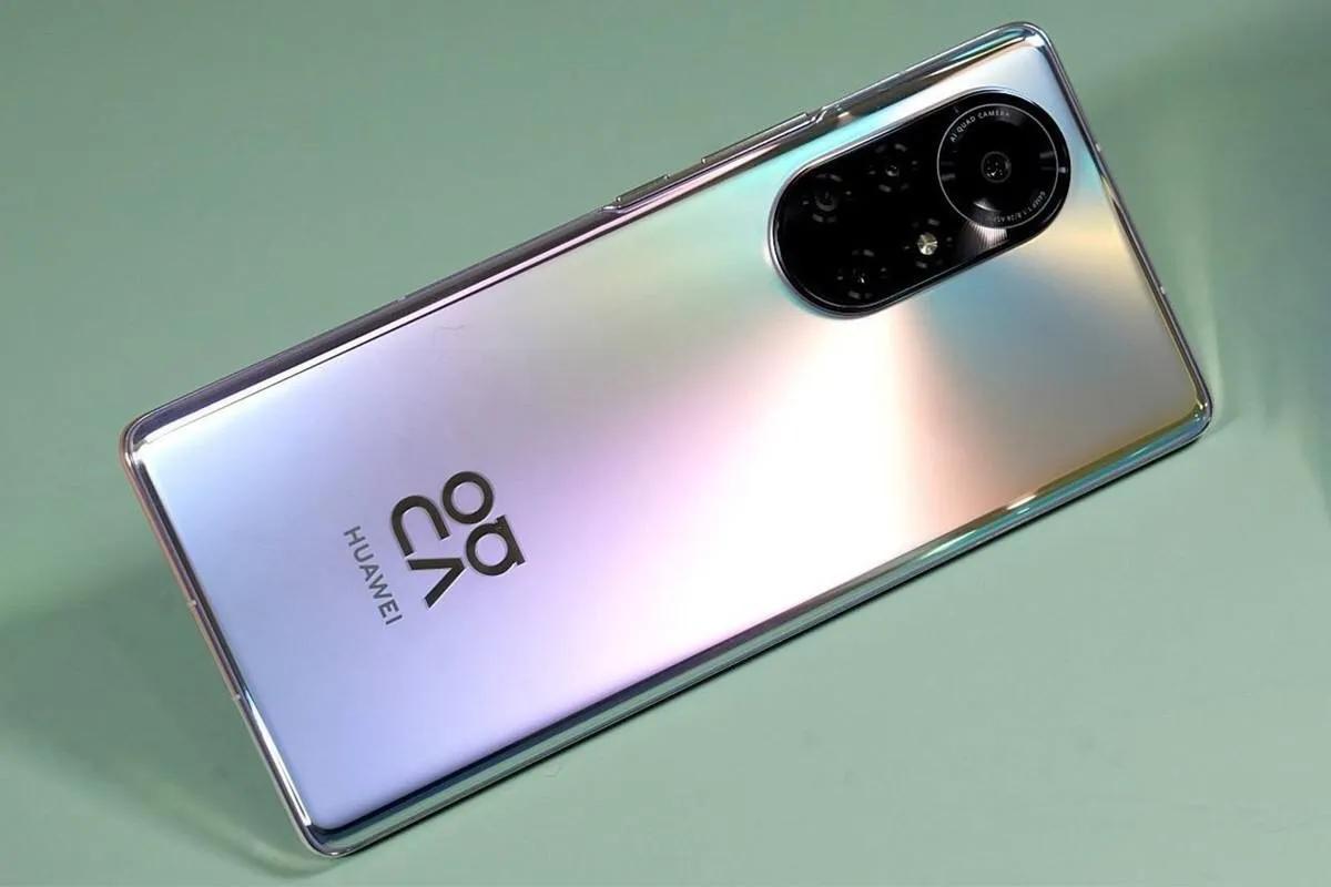 2000左右是买华为还是vivo和oppo,华为手机1000到2000哪个性价比高