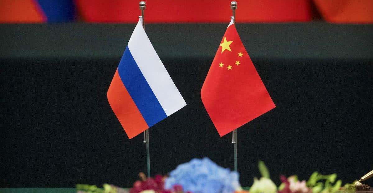 积极和中国唱反调？中方专机刚抵俄，日本首相踏上前往基辅的专列