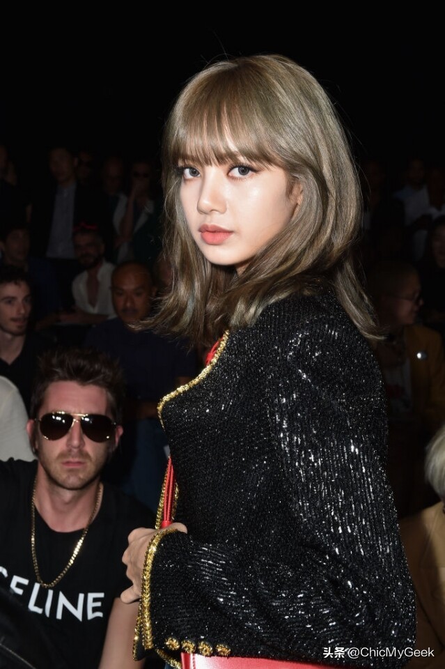 blackpink素颜彩排lisa让人认不出,blackpinklisa的神仙颜值