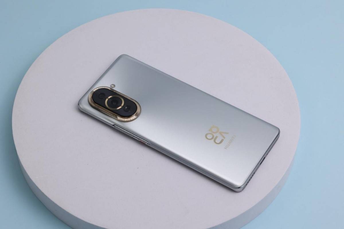 4月3日晚上，就在刚刚，中国传来四条好消息，卫星也能网购了！