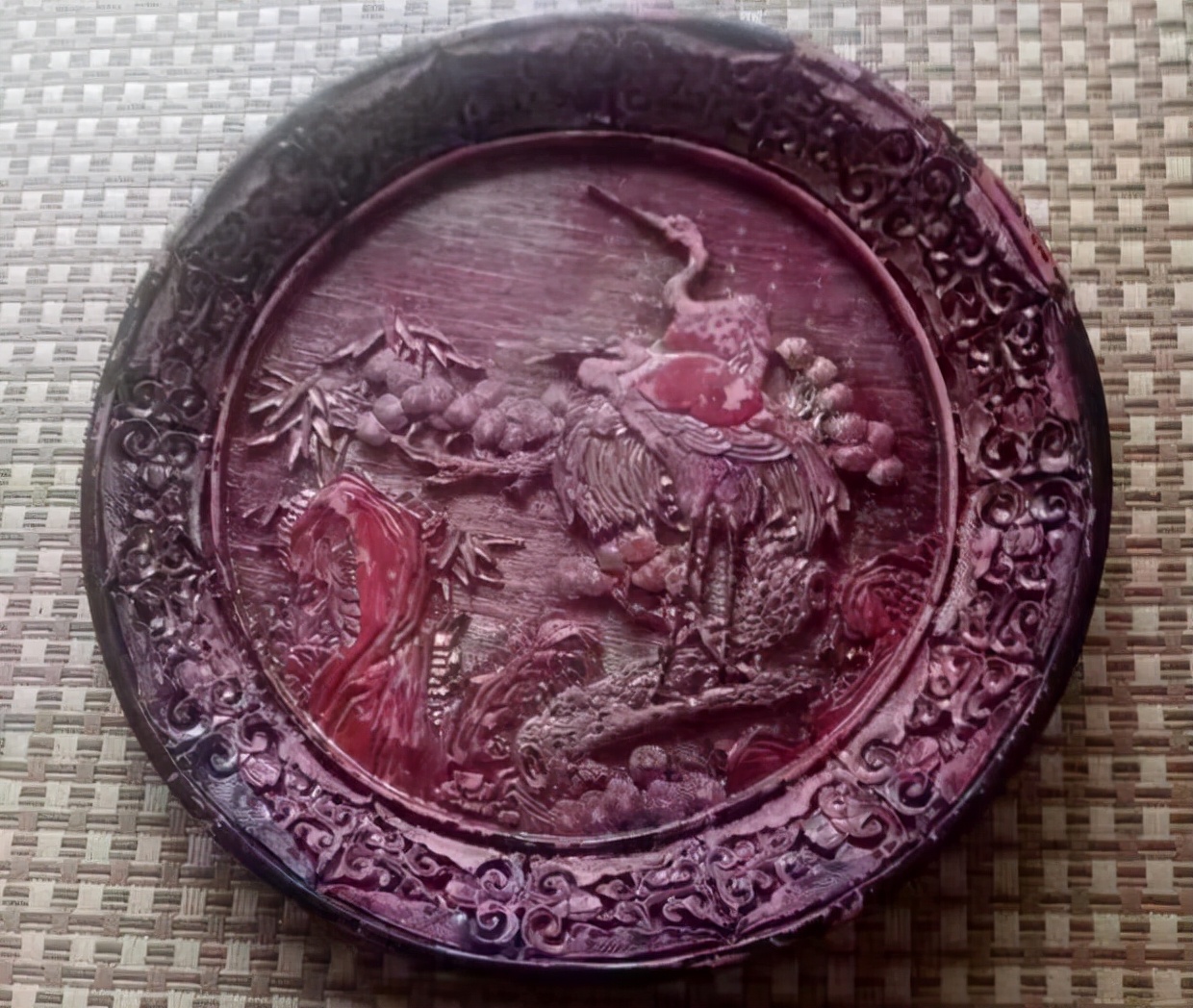 松鹤延年描金,松鹤延年核雕