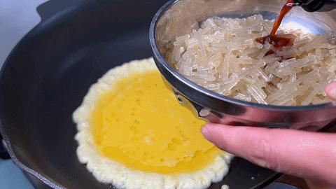 水煎包要想好吃，关键记住这两点，底部金黄，蓬松柔软，馅料鲜美