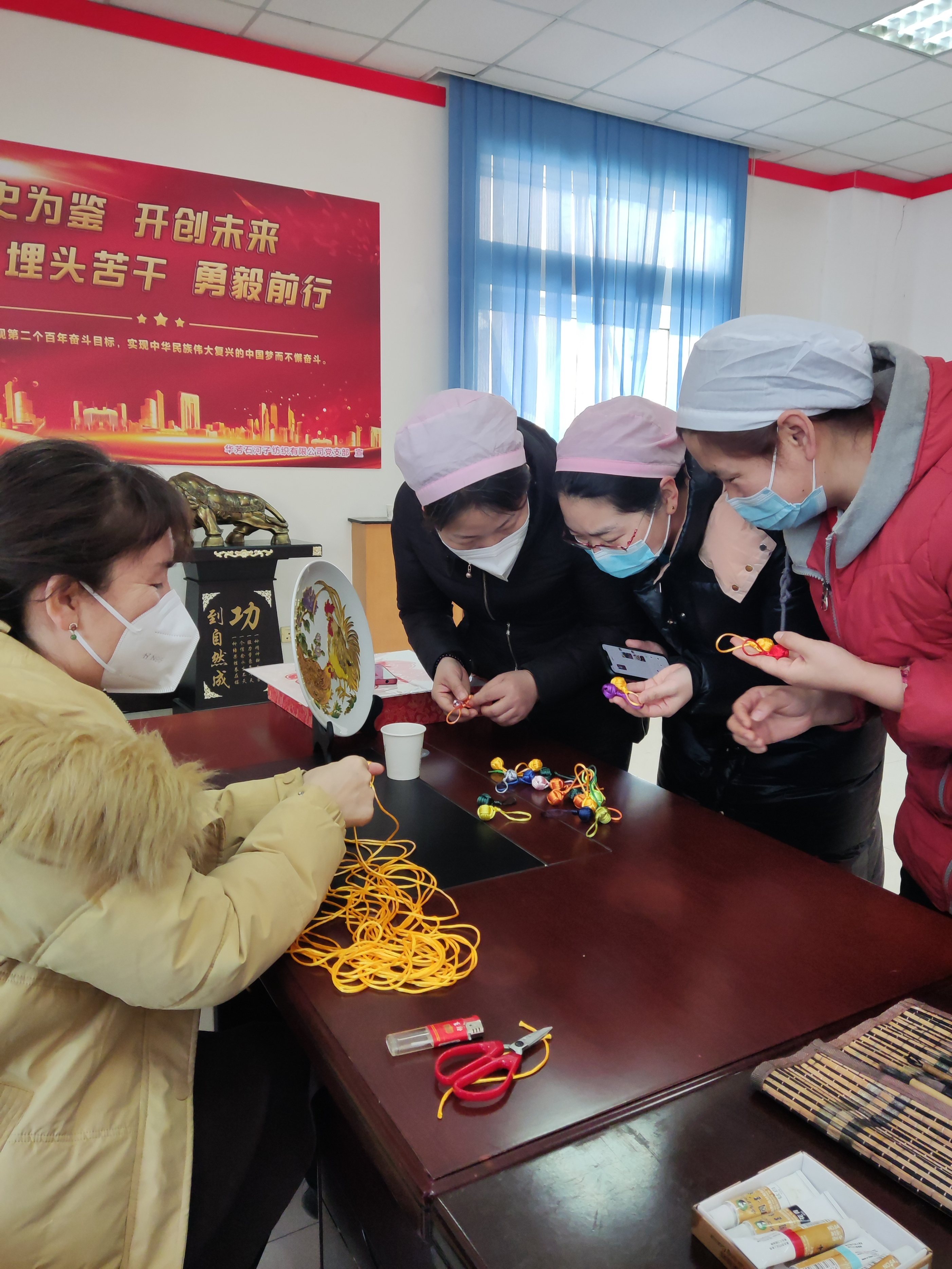 迎七一感党恩送文化下基层,文化下乡送温暖迎新春