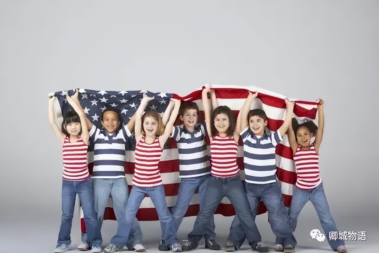 卡塔尔世界杯镜头出现女球迷,世界杯为什么看不见观众席