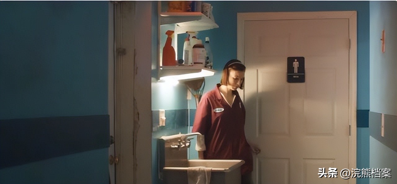 俄罗斯女子被抢劫,俄罗斯女子遭男人抢劫