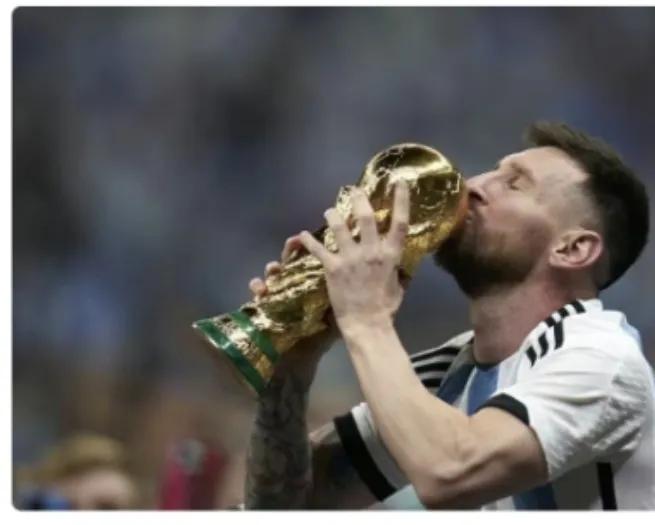 阿根廷梅西的人生经历,梅西人生经历