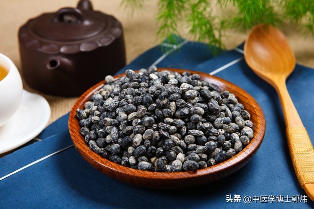 孩子不爱吃饭，愁坏多少家长，中药调理简单，疗效看看舌苔