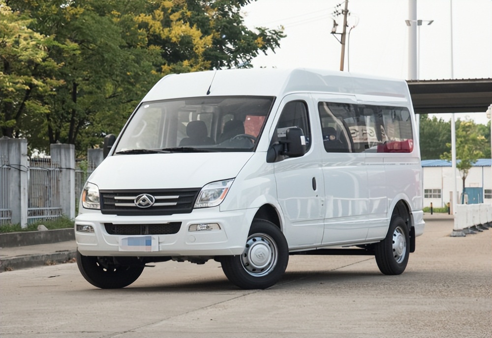 江铃福顺和全顺对比评测,江铃全顺对比大通v70