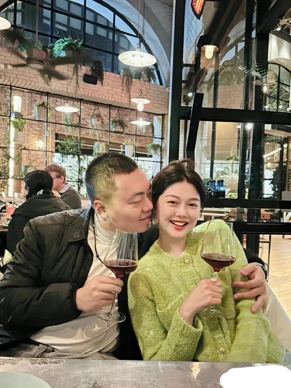 汪小菲和张颖颖相处多久就分开了,汪小菲曝光与张颖颖约会照