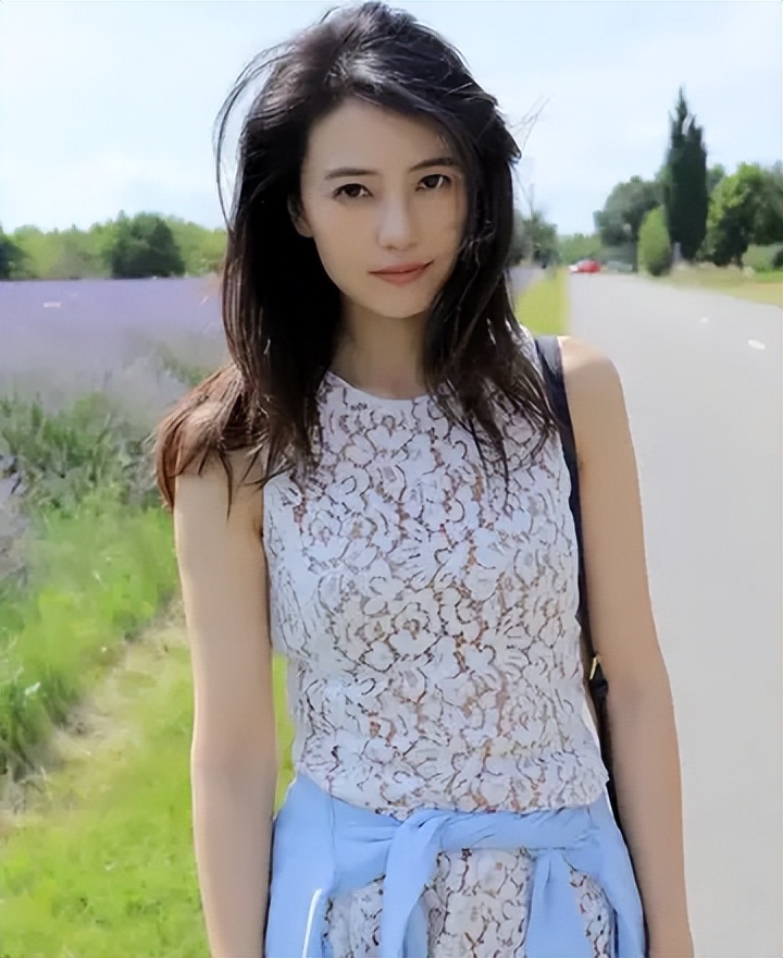 国民女神高圆圆:插足袁泉感情,王一博背后金主,屡被公公刁难