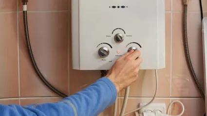 太阳能热水器环保节能的好处,阳台太阳能热水器弊端