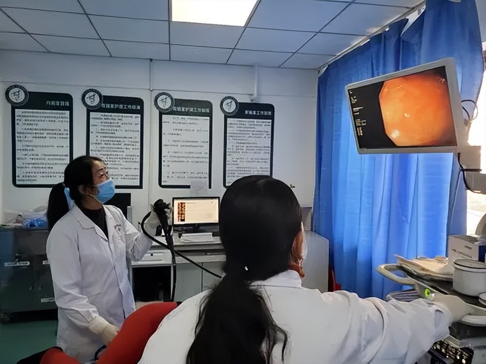 女子四处求医治便秘,结果走一大圈弯路,专家:我有一个更好方案