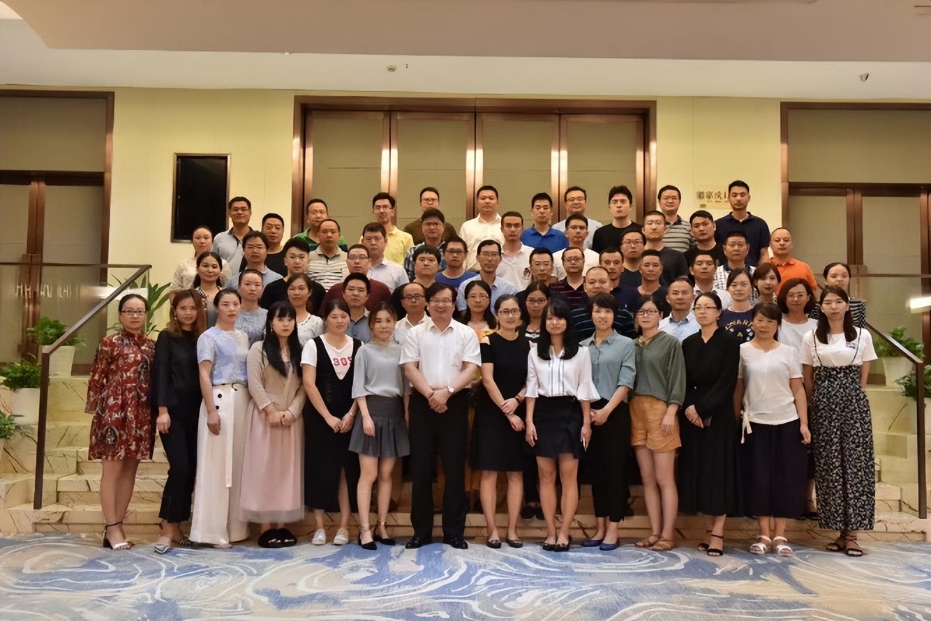 业务骨干到管理者的八大课程,从技术专家到管理专家培训感受