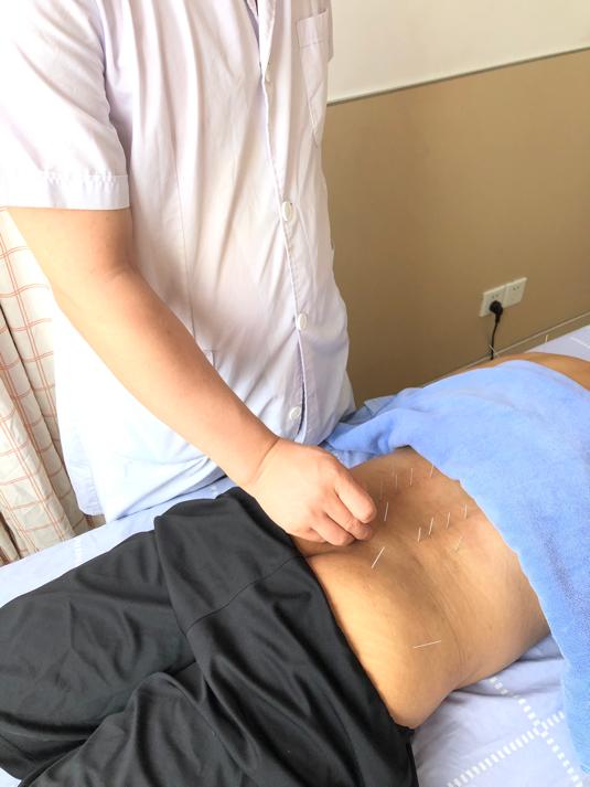 久坐腰肌劳损痛的缓解方法,久坐族腰肌劳损怎么治疗