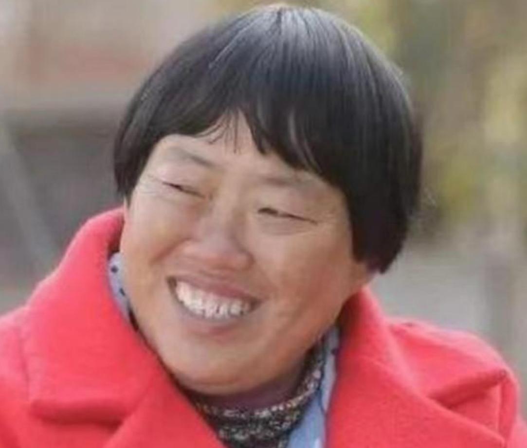 女儿结婚途中遇车祸，隐瞒26年未回娘家，男子做了26年未婚夫