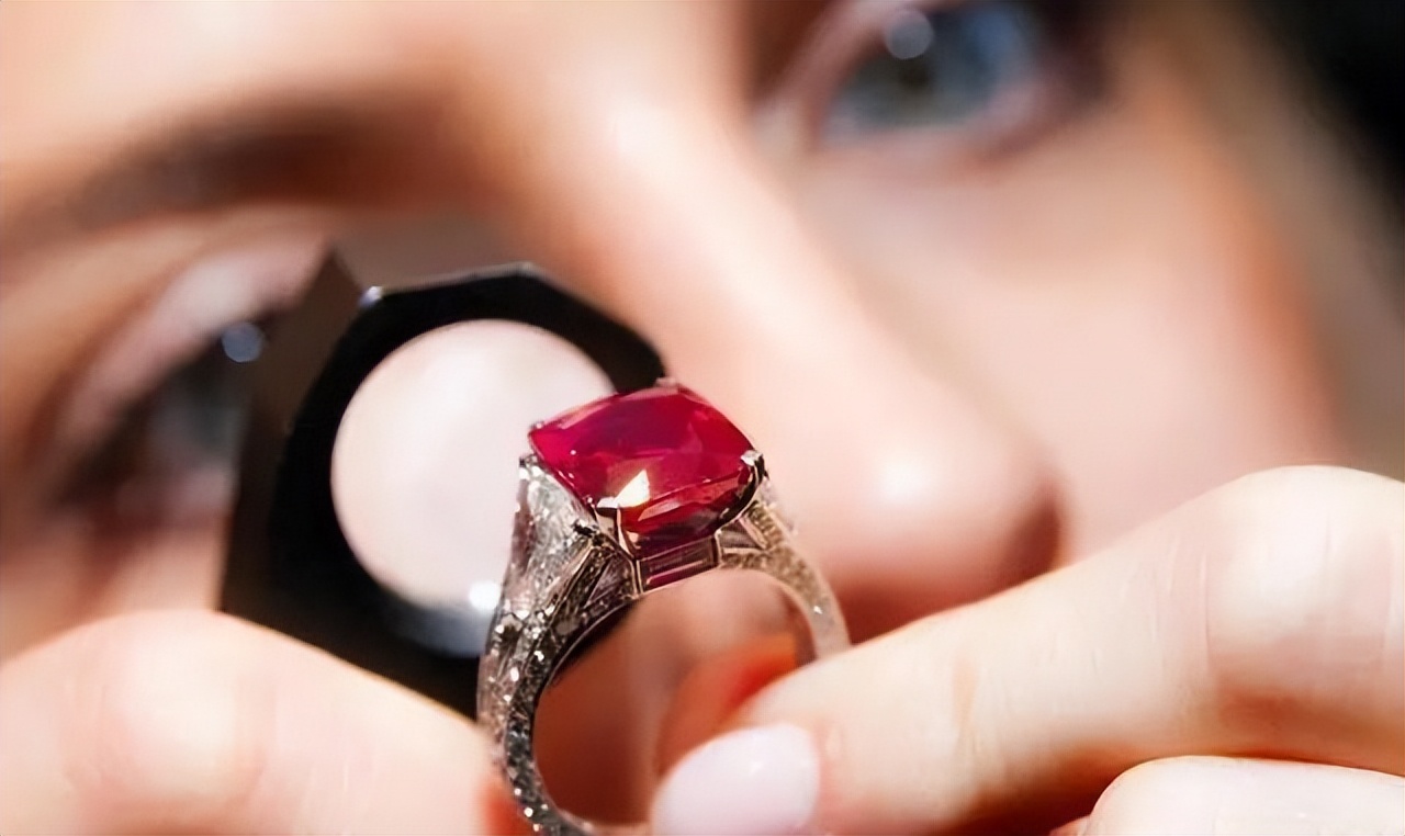 红宝石戒指六千的好吗,6000左右红宝石戒指