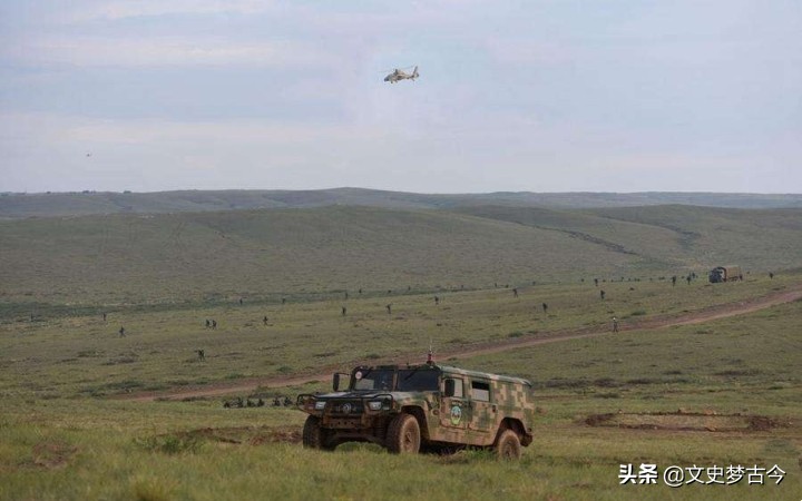 摩步旅、机步旅都是旅级建制,有什么区别?行军方式大有不同