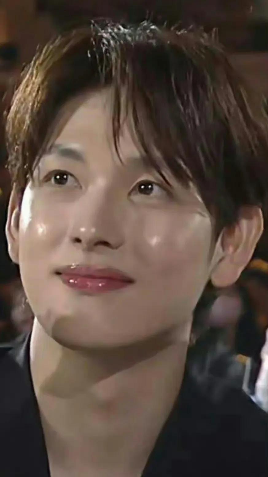 韩国人为什么执着水光肌,为什么韩国人这么执着水光肌