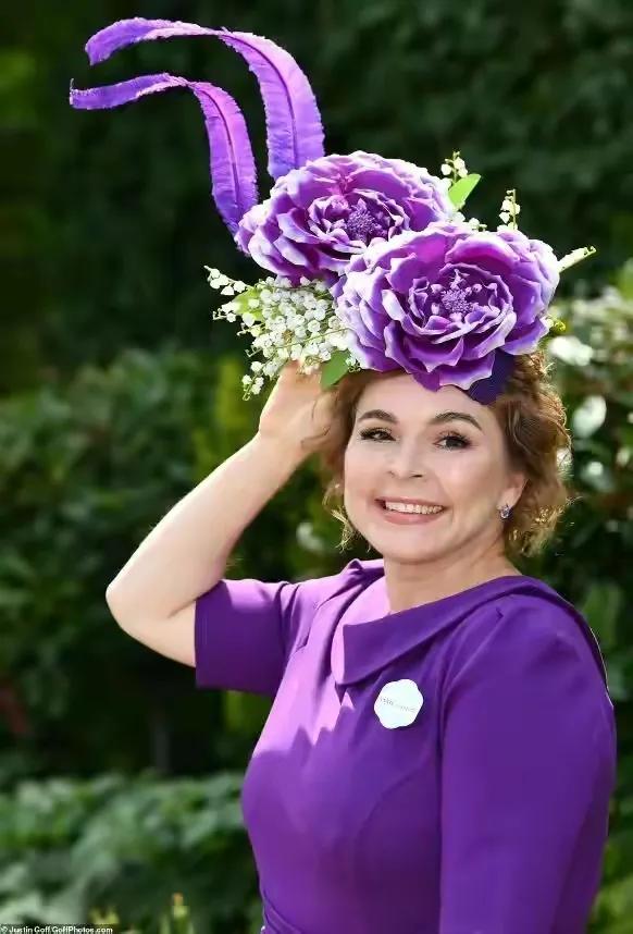 英国皇家赛马会衣服帽子,英国赛马帽子