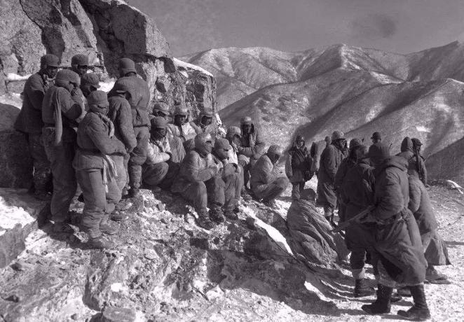 50年志愿军第一次总结大会，彭德怀厉声喝道：38军的梁兴初来了没