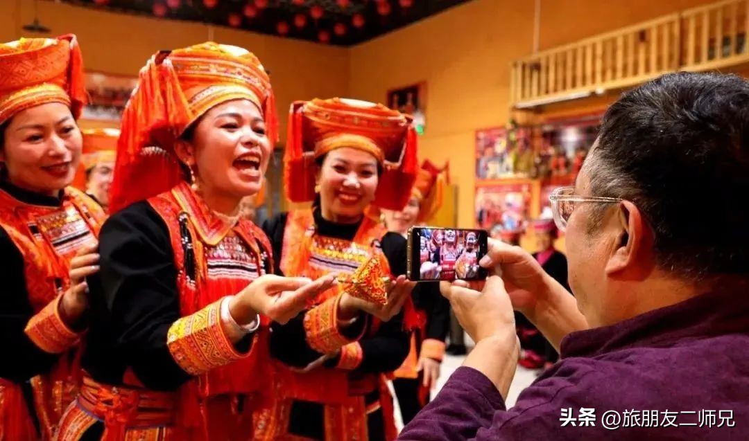 金秀圣堂湖在圣堂山吗,广州南浦出发一日游