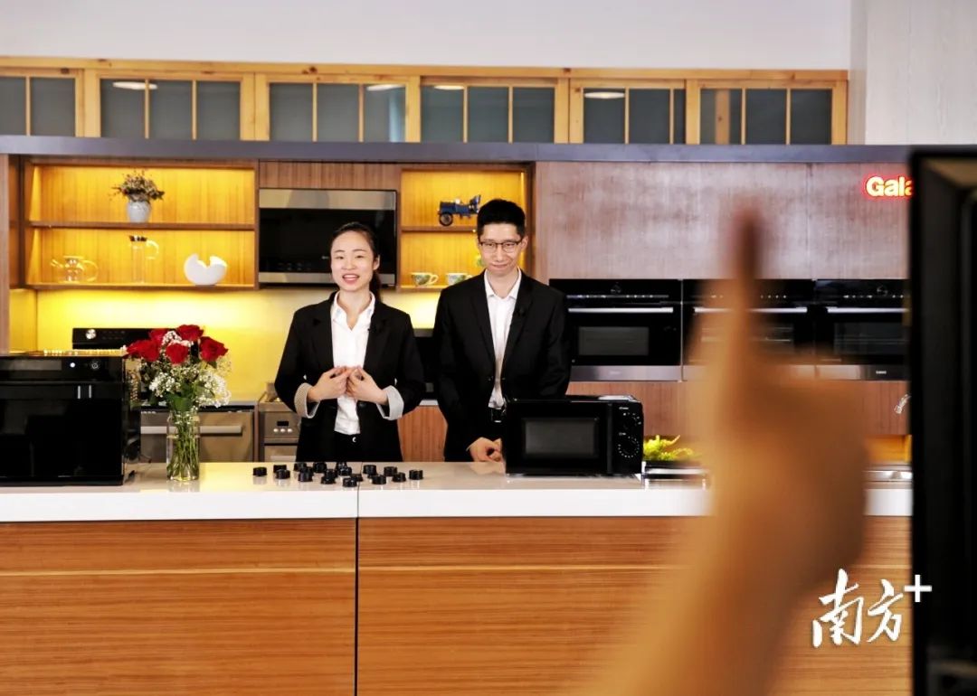 【南方日报】再现万商云集，为什么是广州？