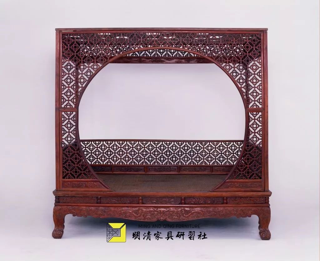 李白的家世之谜,李白床前明月光的床指什么