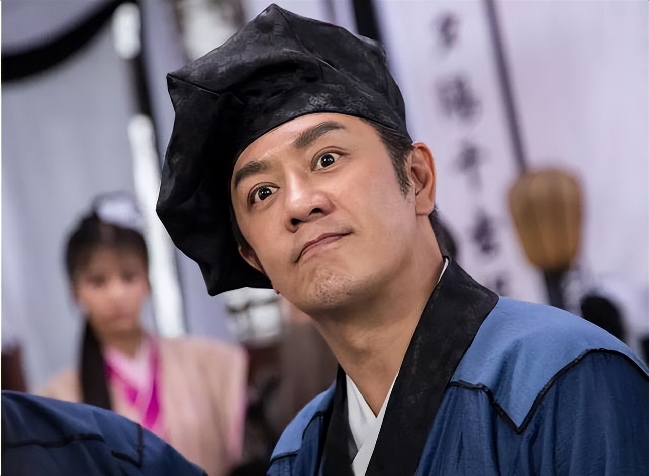 过气老戏骨窘况：农村走穴、直播捞金、情史混乱，晚节还值钱吗？