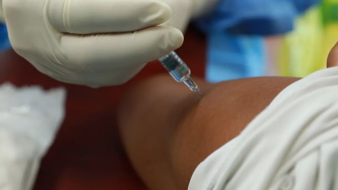 65岁以上老年人建议接种什么疫苗,送苗上门疫苗接种走进养老院