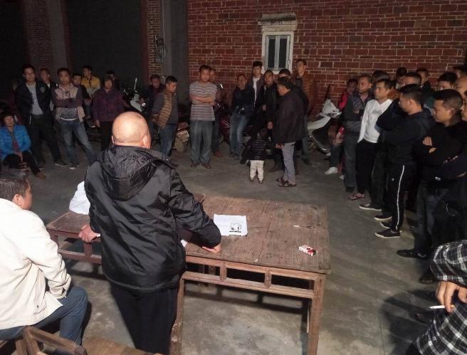 如果村子中没有了村长，该由谁来接替这一职务呢？一起来分析下