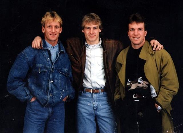 世界足坛前十人,伊涅斯塔哈维梅西三人组msn